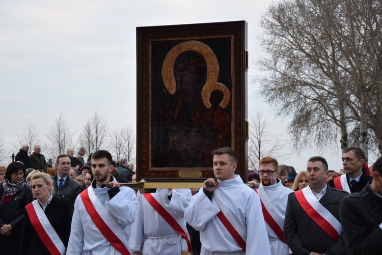 Powitanie ikony MB Częstochowskiej w Giżycach