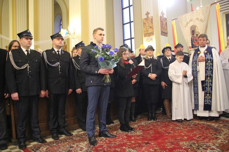 Powitanie ikony MB Częstochowskiej w Młodzieszynie