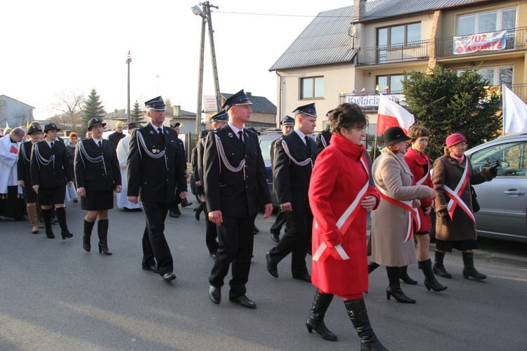 Powitanie ikony MB Częstochowskiej w Młodzieszynie