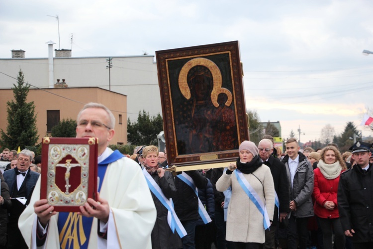 Powitanie ikony MB Częstochowskiej w parafii św. Józefa Robotnika w Sochaczewie