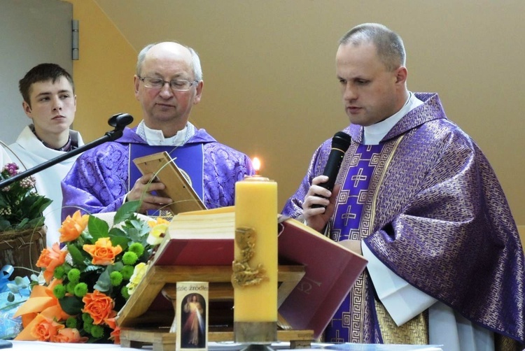 Ze św. Józefem w ośrodku "Nadzieja"