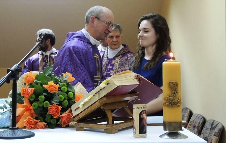 Ze św. Józefem w ośrodku "Nadzieja"