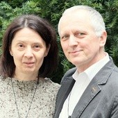 Monika i Marek Lechniakowie podkreślają, że małżeństwom potrzebna jest wspólnota