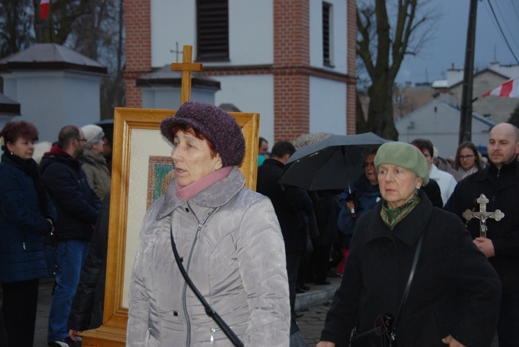 Powitanie ikony MB Częstochowskiej w parafii pw. Narodzenia NMP w Sochaczewie