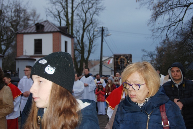 Powitanie ikony MB Częstochowskiej w parafii pw. Narodzenia NMP w Sochaczewie