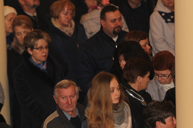 Powitanie ikony MB Częstochowskiej w parafii pw. Narodzenia NMP w Sochaczewie