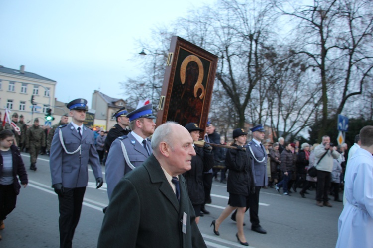 Powitanie ikony MB Częstochowskiej w parafii pw. św. Wawrzyńca w Sochaczewie