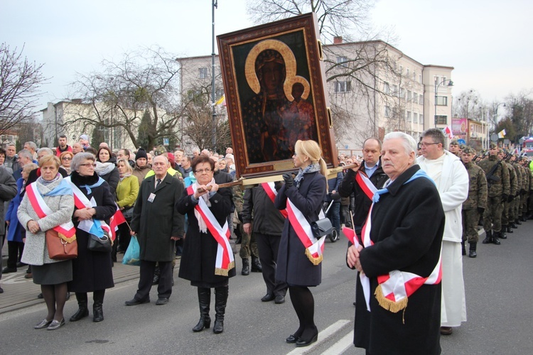 Powitanie ikony MB Częstochowskiej w parafii pw. św. Wawrzyńca w Sochaczewie