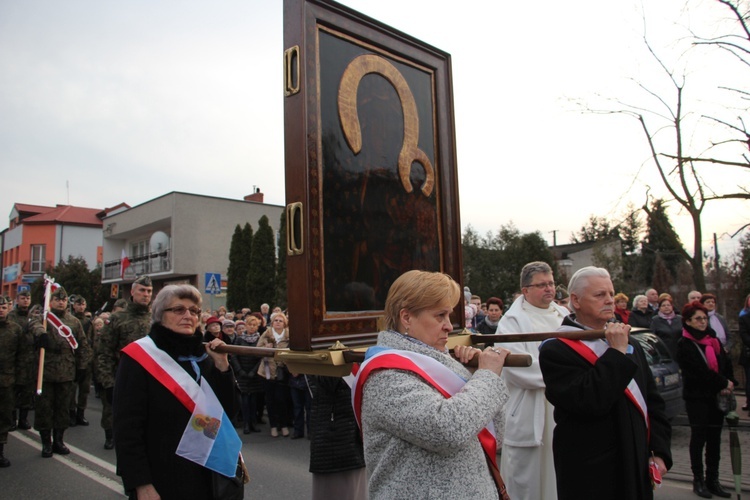 Powitanie ikony MB Częstochowskiej w parafii pw. św. Wawrzyńca w Sochaczewie