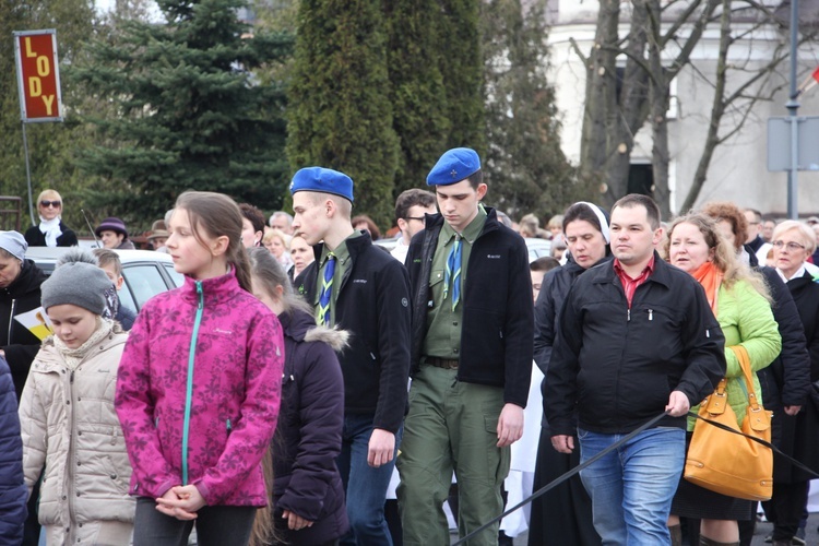 Powitanie ikony MB Częstochowskiej w parafii pw. św. Wawrzyńca w Sochaczewie