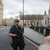 W. Brytania: Ewakuacja gmachu parlamentu