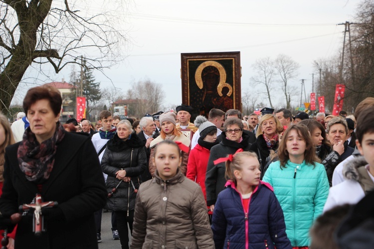 Powitanie ikony MB Częstochowskiej w Brzozowie