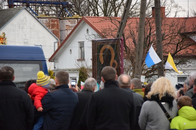 Powitanie ikony MB Częstochowskiej w Iłowie