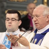 Podczas uroczystej Eucharystii w katedrze łowickiej dziękowano za 25 lat diecezji łowickiej