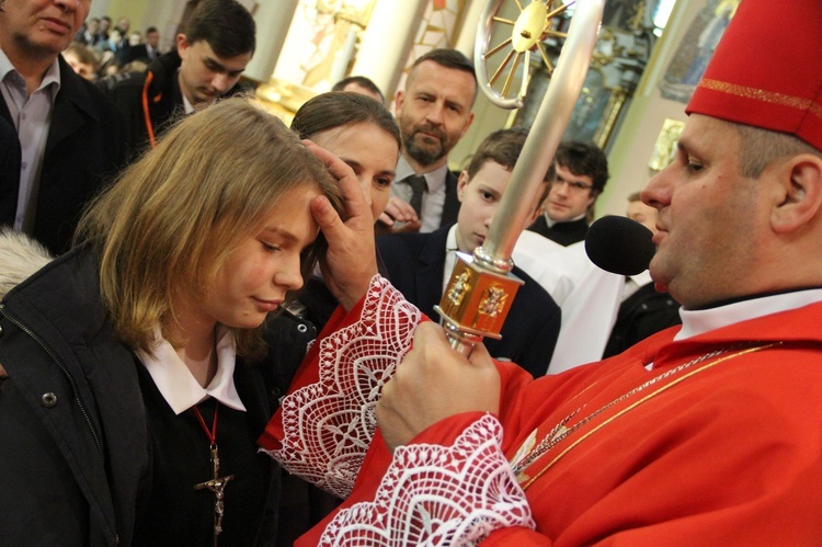 Bierzmowanie w Porąbce Uszewskiej