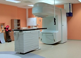Elektronami w raka piersi - powstał polski akcelerator do radioterapii
