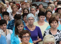 Niemcy: rozwija się debata na temat święceń diakonatu dla kobiet