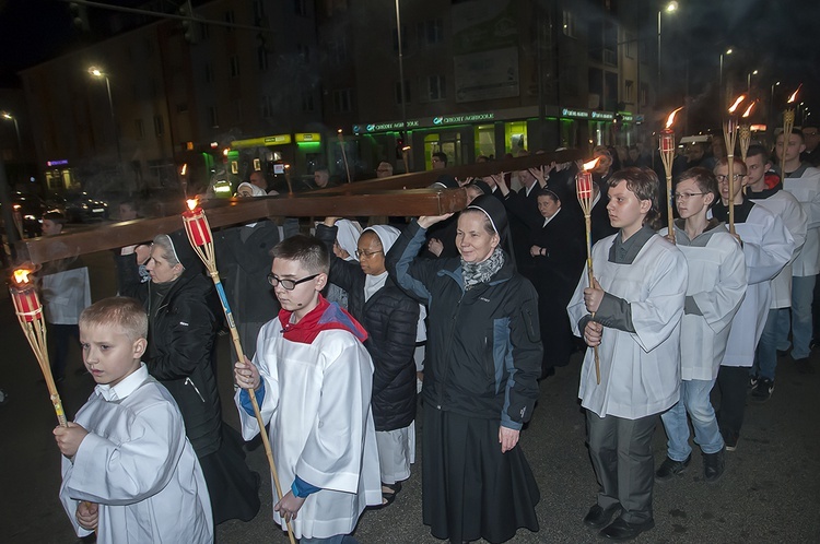 Droga krzyżowa ulicami Koszalina - cz. 2