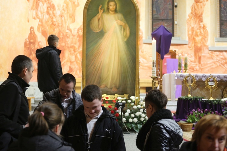 Znaki miłosierdzia u św. Józefa w Oświęcimiu