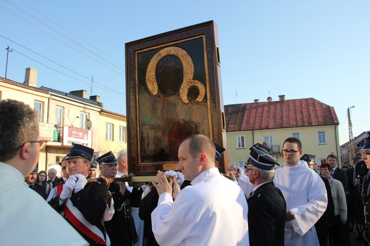 Powitanie ikony MB Częstochowskiej w Żychlinie