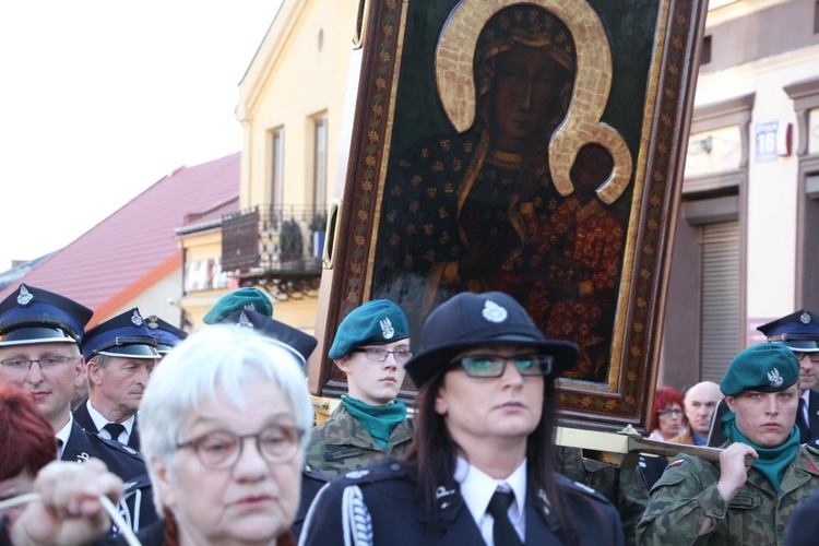 Powitanie ikony MB Częstochowskiej w Żychlinie