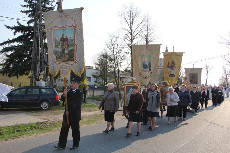 Powitanie ikony MB Częstochowskiej w Oporowie