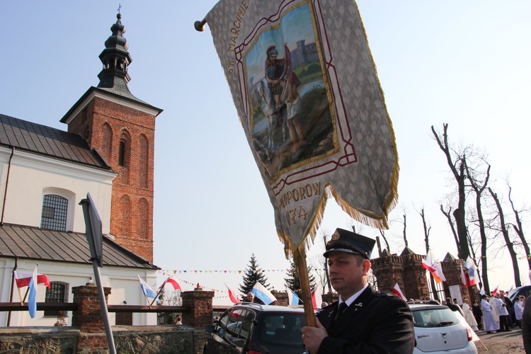 Powitanie ikony MB Częstochowskiej w Oporowie