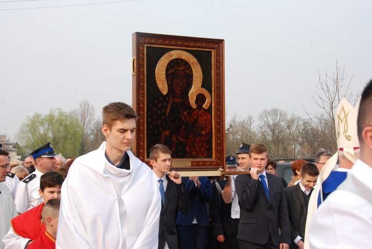 Powitanie ikony MB Częstochowskiej w Bedlnie