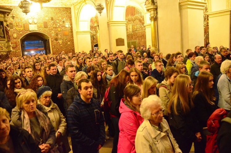 Pierwszy dzień pielgrzymki maturzystów 