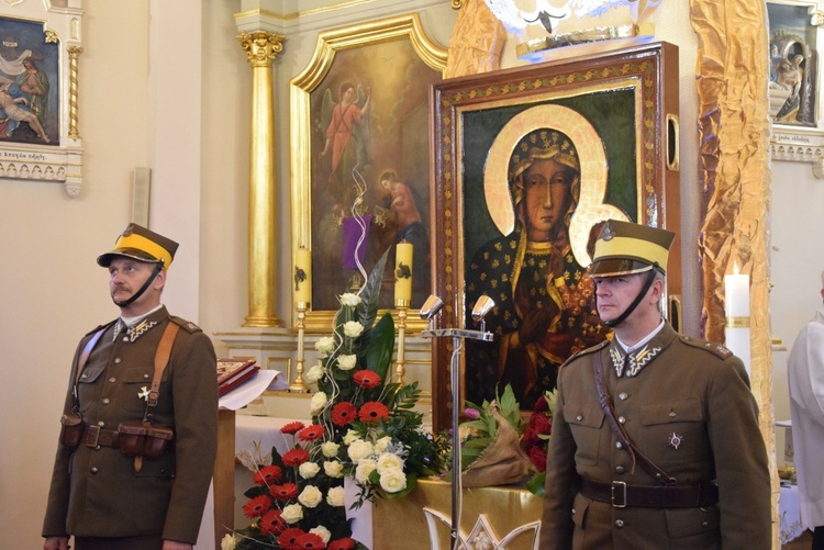 Powitanie ikony MB Częstochowskiej w Pleckiej Dąbrowie