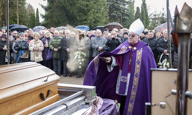 Wychowawca kilku pokoleń 