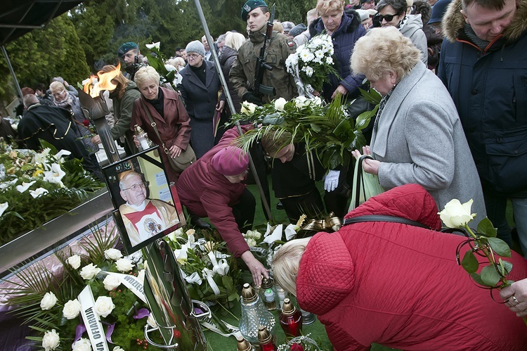 Pożegnanie śp. ks. Kunickiego cz. 2