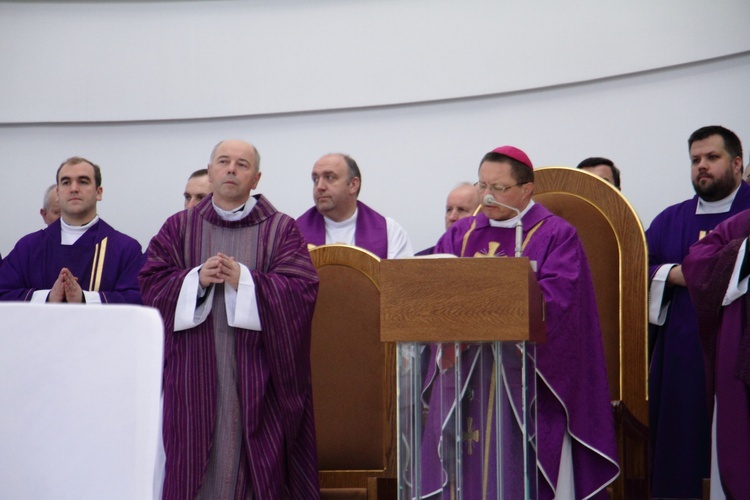 Błogosławieństwo nowych nadzwyczajnych szafarzy Eucharystii - 08.04.2017