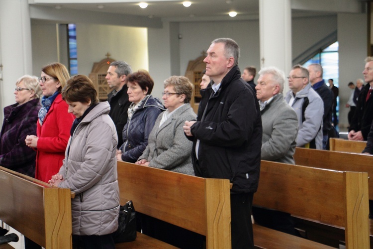 Błogosławieństwo nowych nadzwyczajnych szafarzy Eucharystii - 08.04.2017