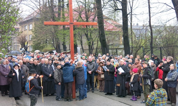 Krzyż na ulicach Bielska-Białej