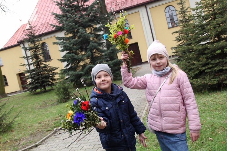 Konkurs palm w parafii Radoszowy