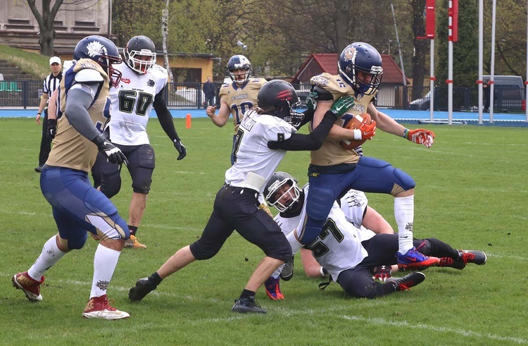 "Wilki Łódzkie" vs. "Kraków Football Kings"