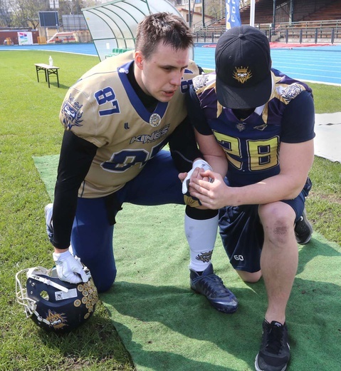 "Wilki Łódzkie" vs. "Kraków Football Kings"