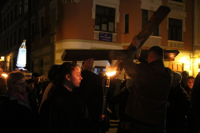 Droga Krzyżowa ulicami Tarnowa