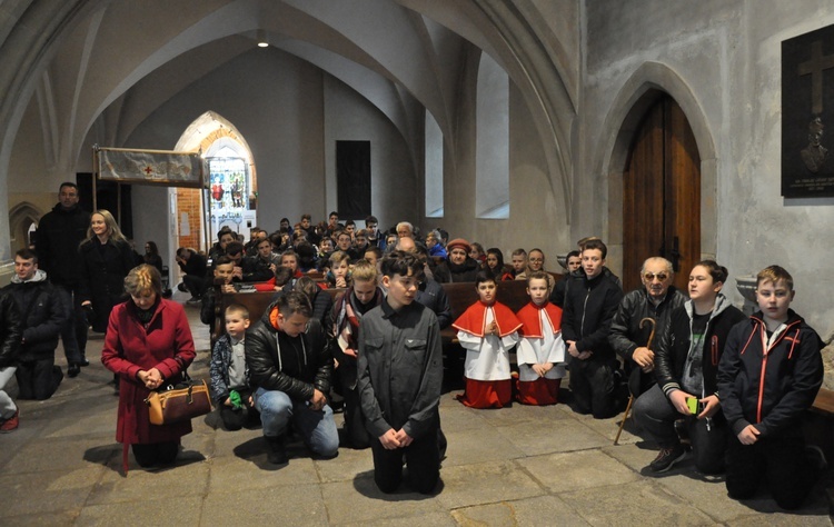 Msza Krzyżma w katedrze opolskiej