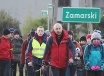 Kolejna grupa uczestników EDK wyruszyła z Zamarsk, by dobrze przygotować się do Wielkiego Piątku i Wielkiej Nocy... 