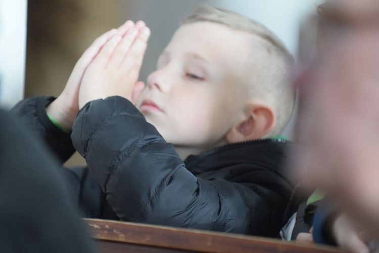 Wielki Piątek. Droga Krzyżowa przez ulicami Świdnicy