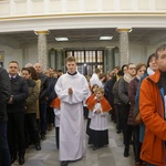 Liturgia Wielkiego Piątku w parafii NSPJ w Nowym Targu 