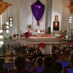 Liturgia Wielkiego Piątku w Zakopanem - parafia Świętego Krzyża.