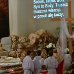 Liturgia Wielkiego Piątku w Zakopanem - parafia Świętego Krzyża.