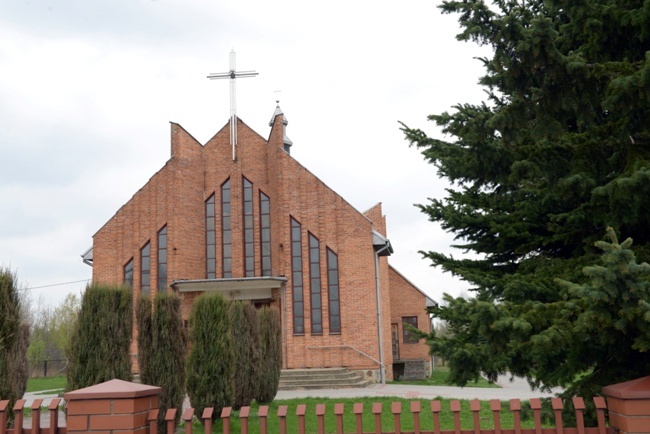 Groby Pańskie w diecezji radomskiej