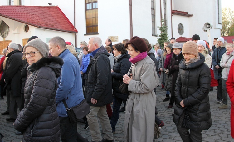 Msza św. rezurekcyjna na Natolinie