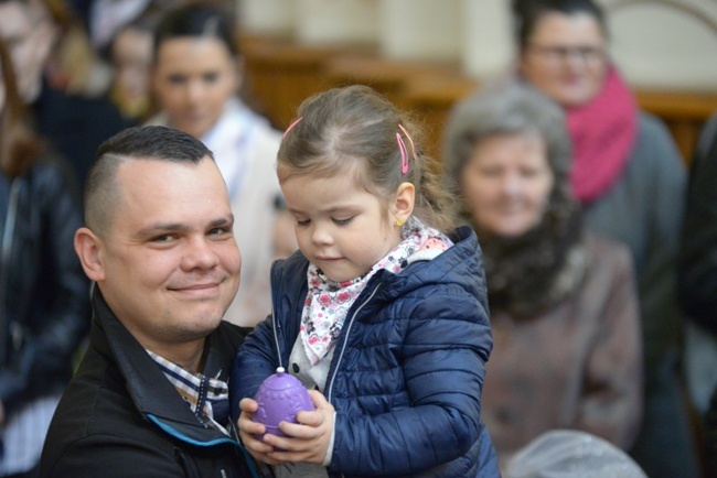 Dyngus w kolegiacie św. Bartłomieja w Opocznie