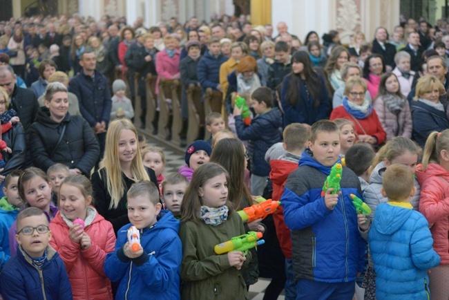 Dyngus w kolegiacie św. Bartłomieja w Opocznie