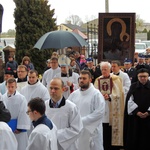 Powitanie ikony MB Częstochowskiej w parafii św. Stanisława w Kutnie